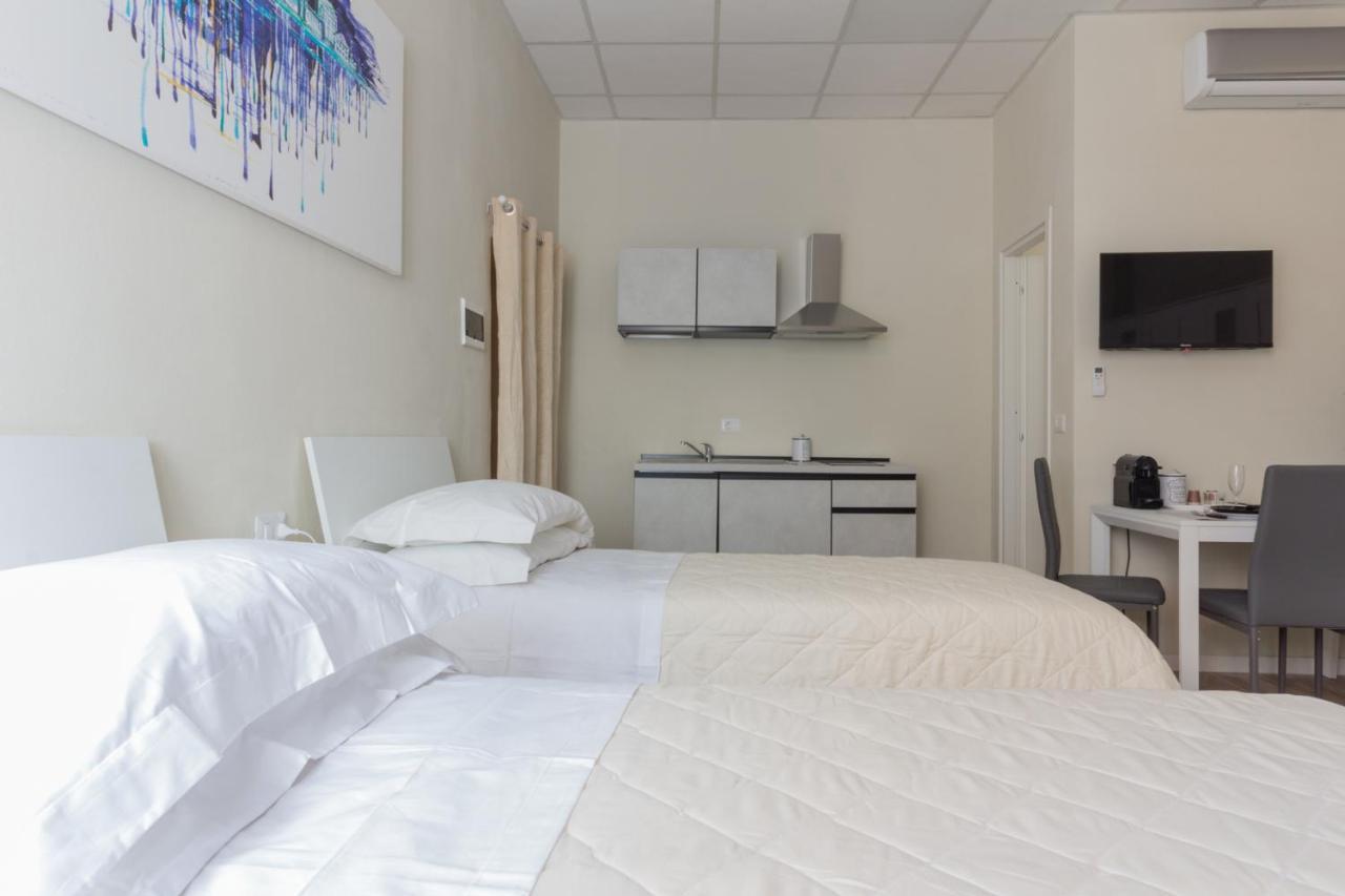 Center Rooms П'яченца Екстер'єр фото