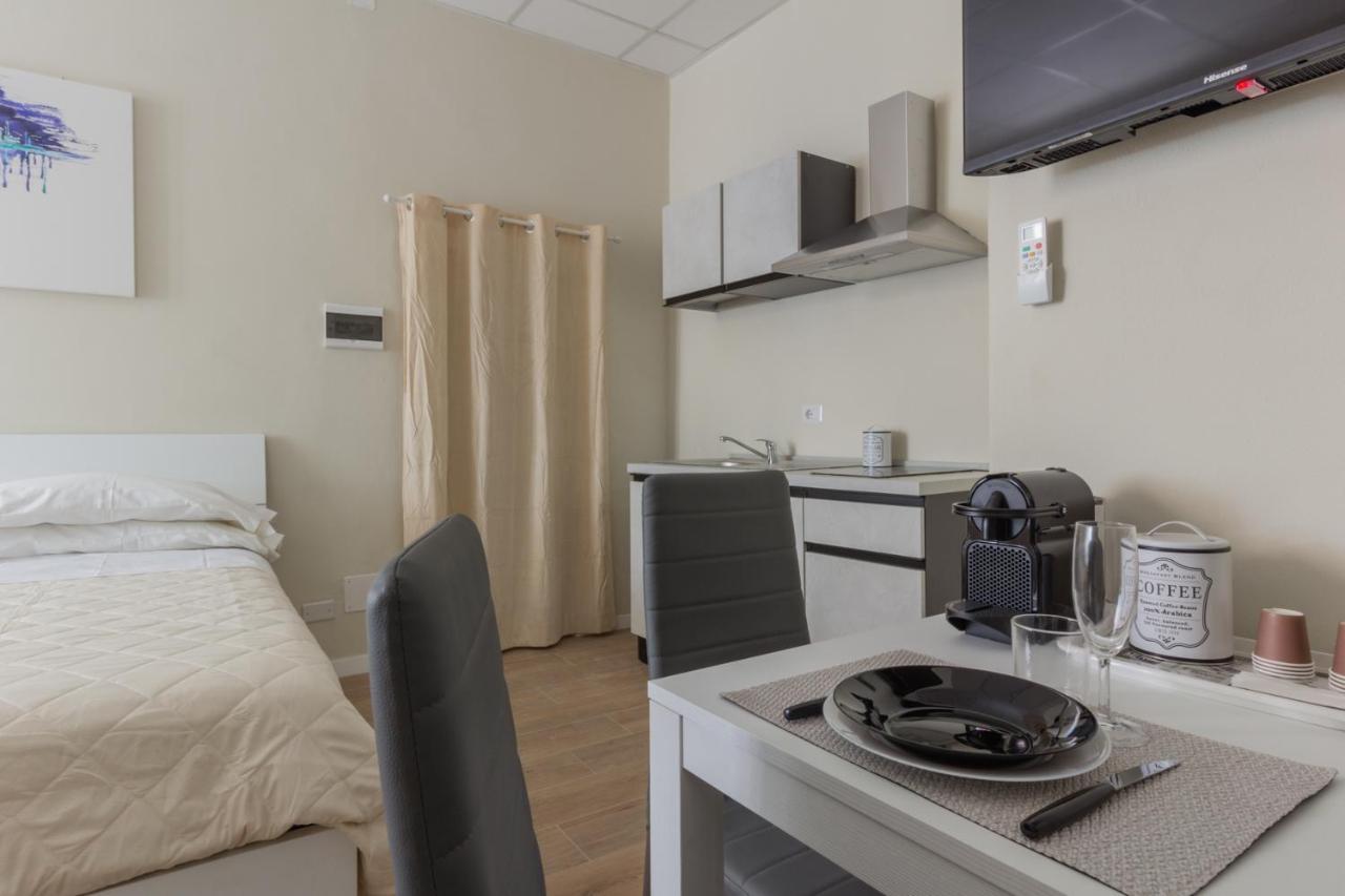 Center Rooms П'яченца Екстер'єр фото